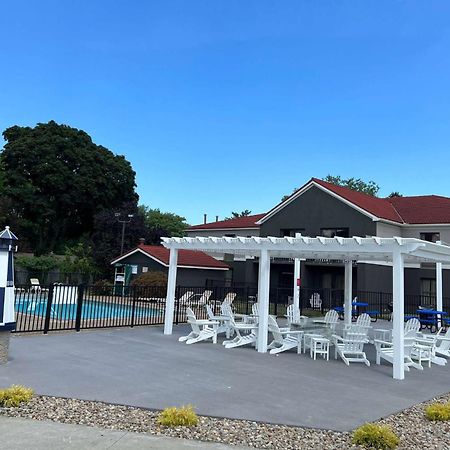 La Quinta Inn By Wyndham Sandusky Near Cedar Point Eksteriør billede
