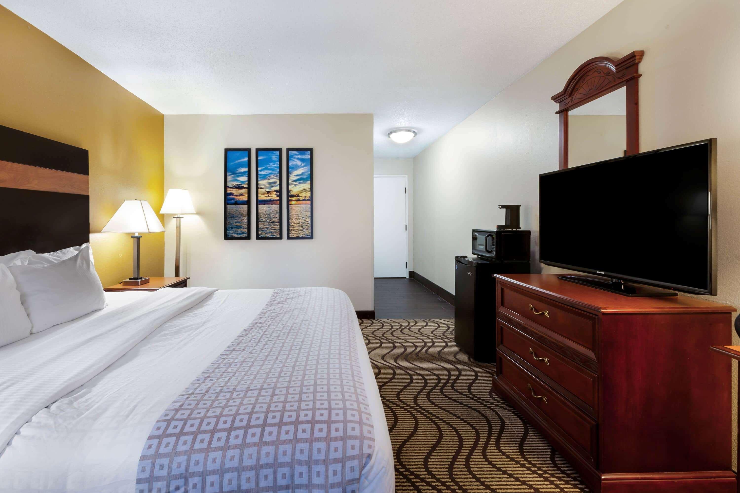 La Quinta Inn By Wyndham Sandusky Near Cedar Point Eksteriør billede