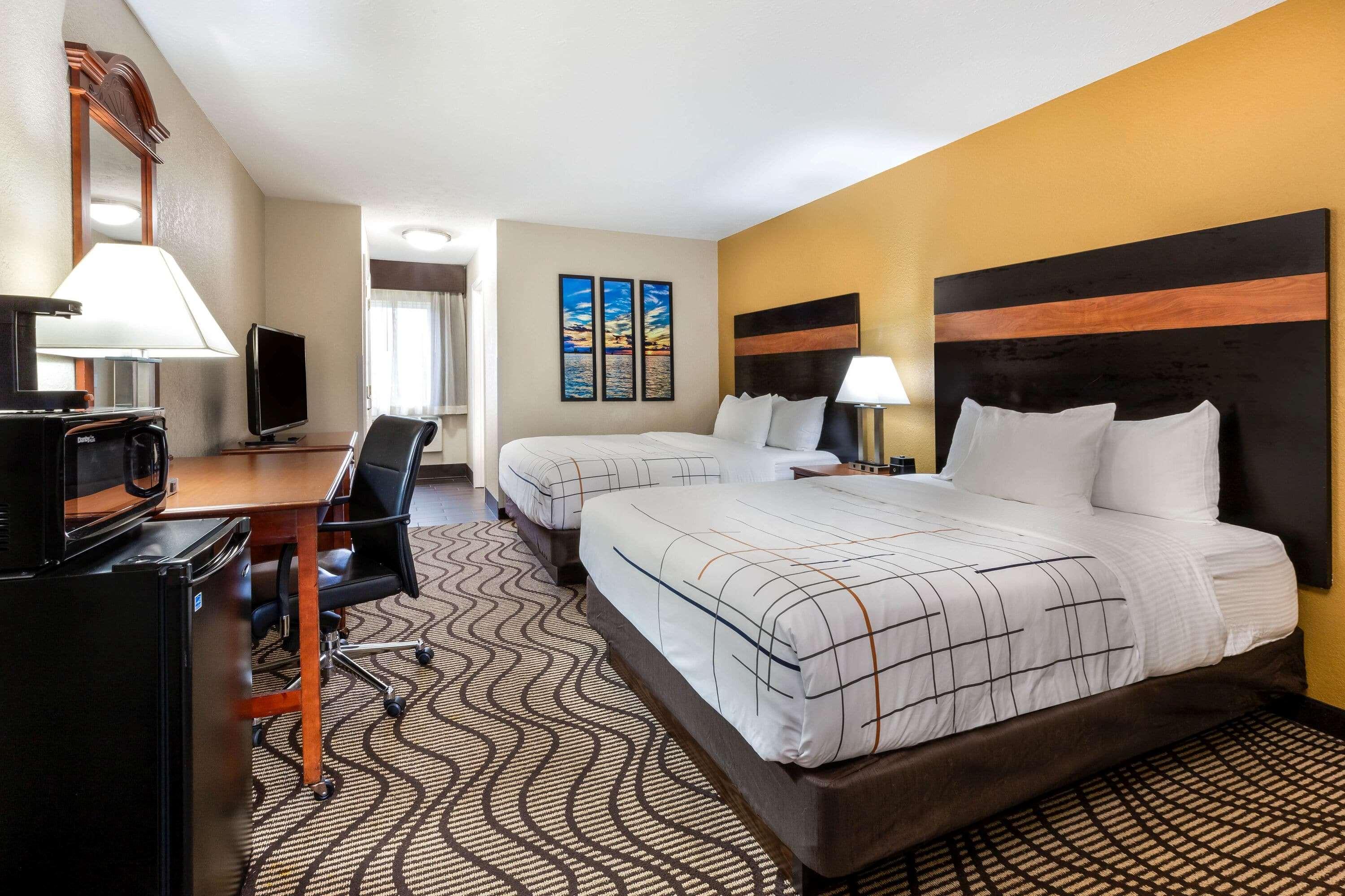 La Quinta Inn By Wyndham Sandusky Near Cedar Point Eksteriør billede