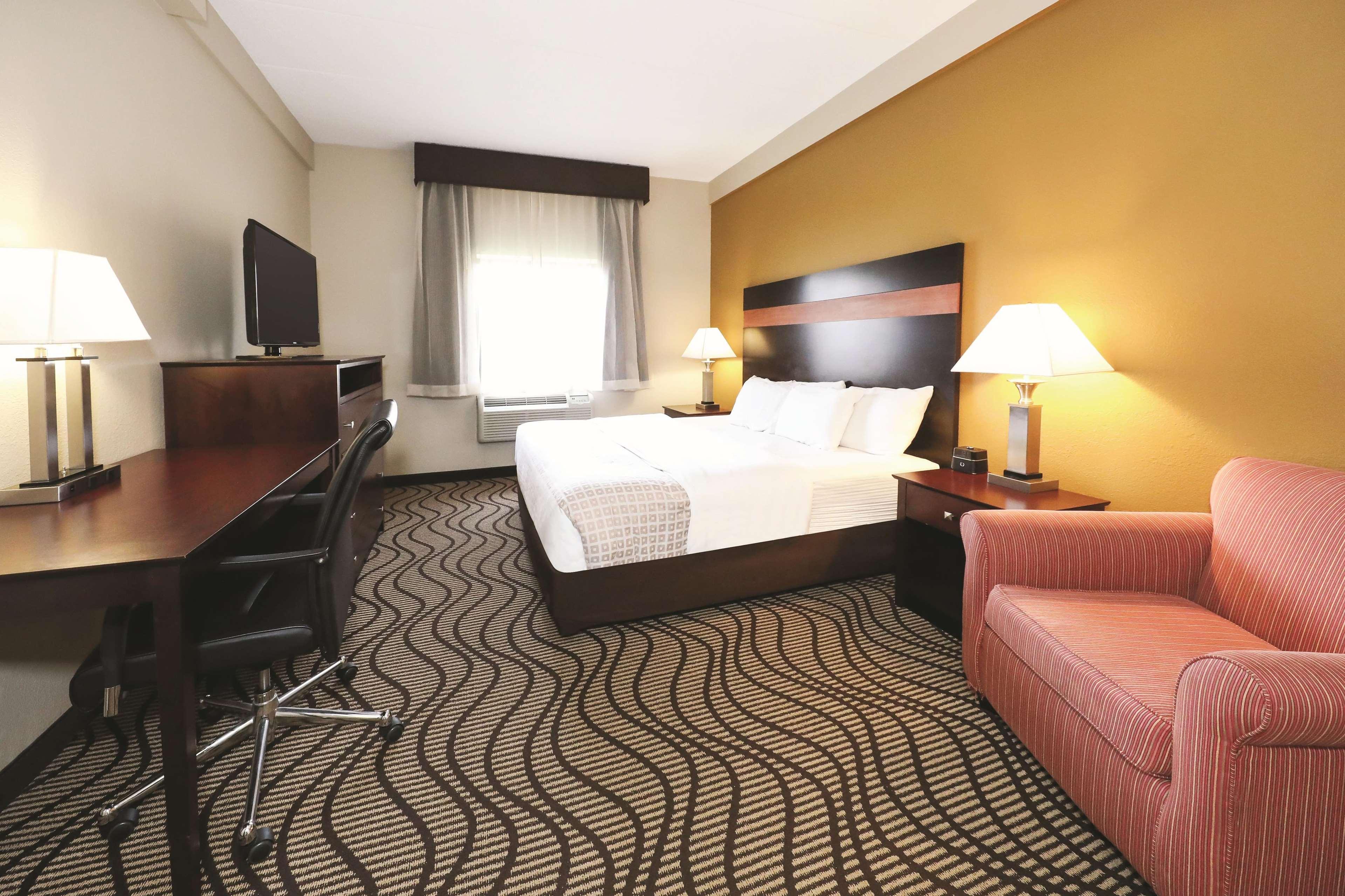 La Quinta Inn By Wyndham Sandusky Near Cedar Point Eksteriør billede