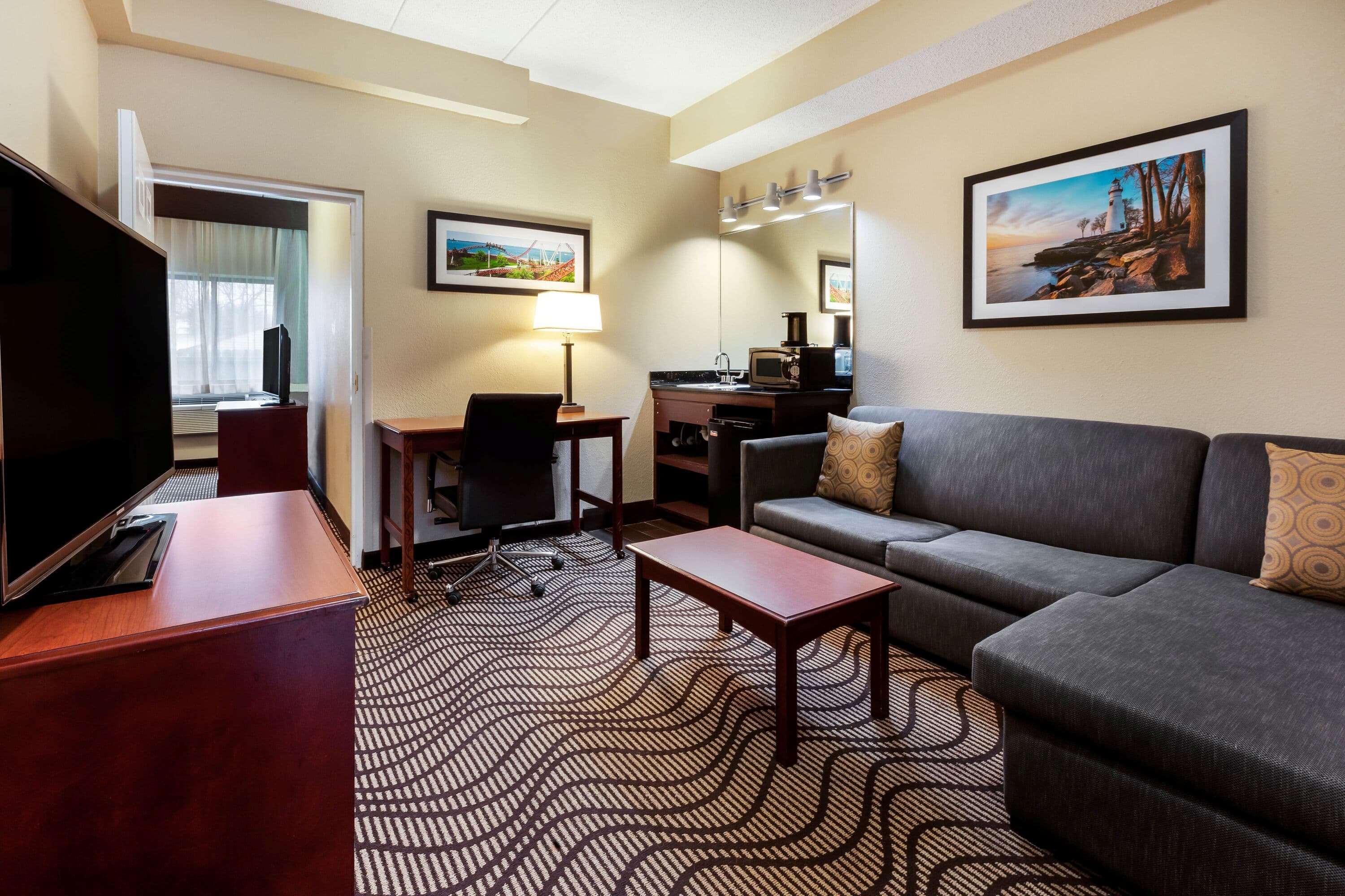 La Quinta Inn By Wyndham Sandusky Near Cedar Point Eksteriør billede