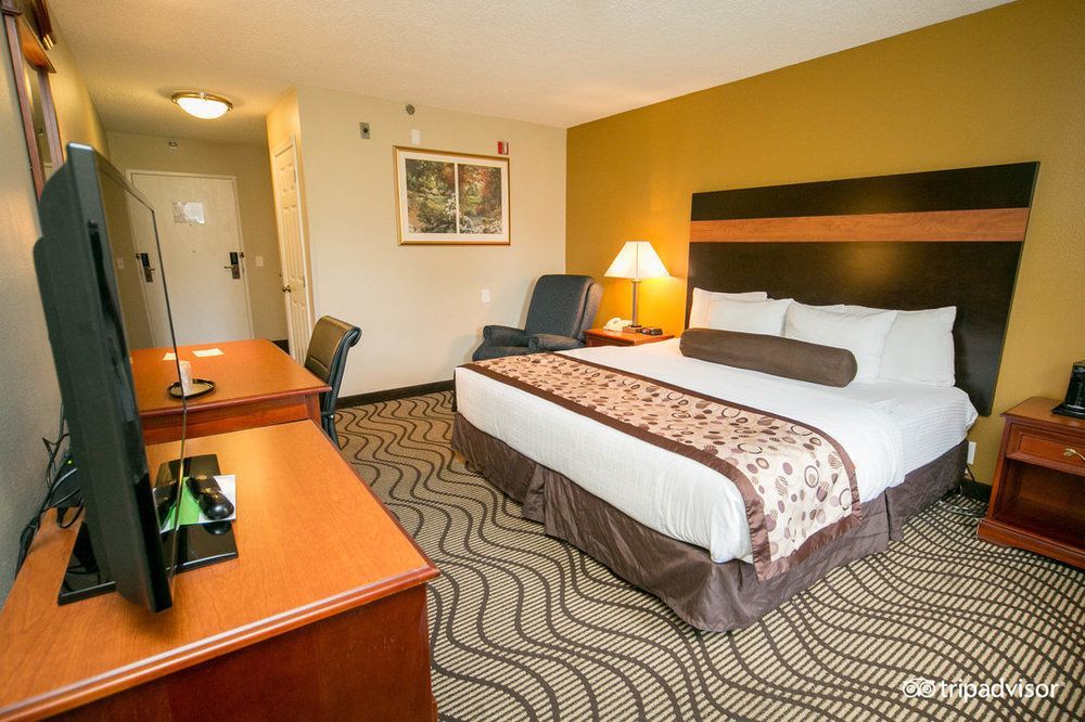 La Quinta Inn By Wyndham Sandusky Near Cedar Point Eksteriør billede