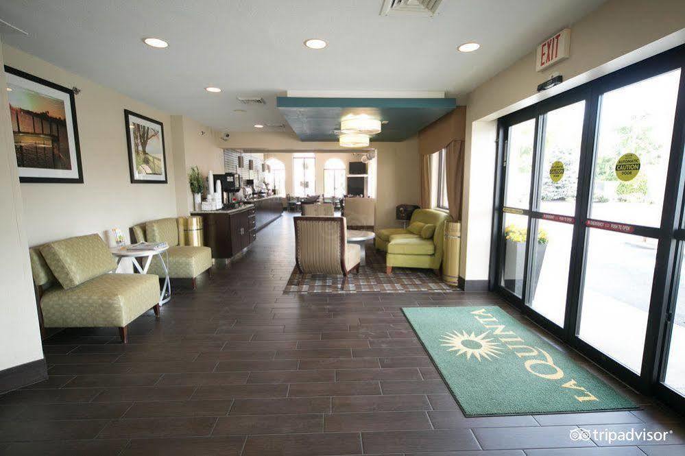La Quinta Inn By Wyndham Sandusky Near Cedar Point Eksteriør billede